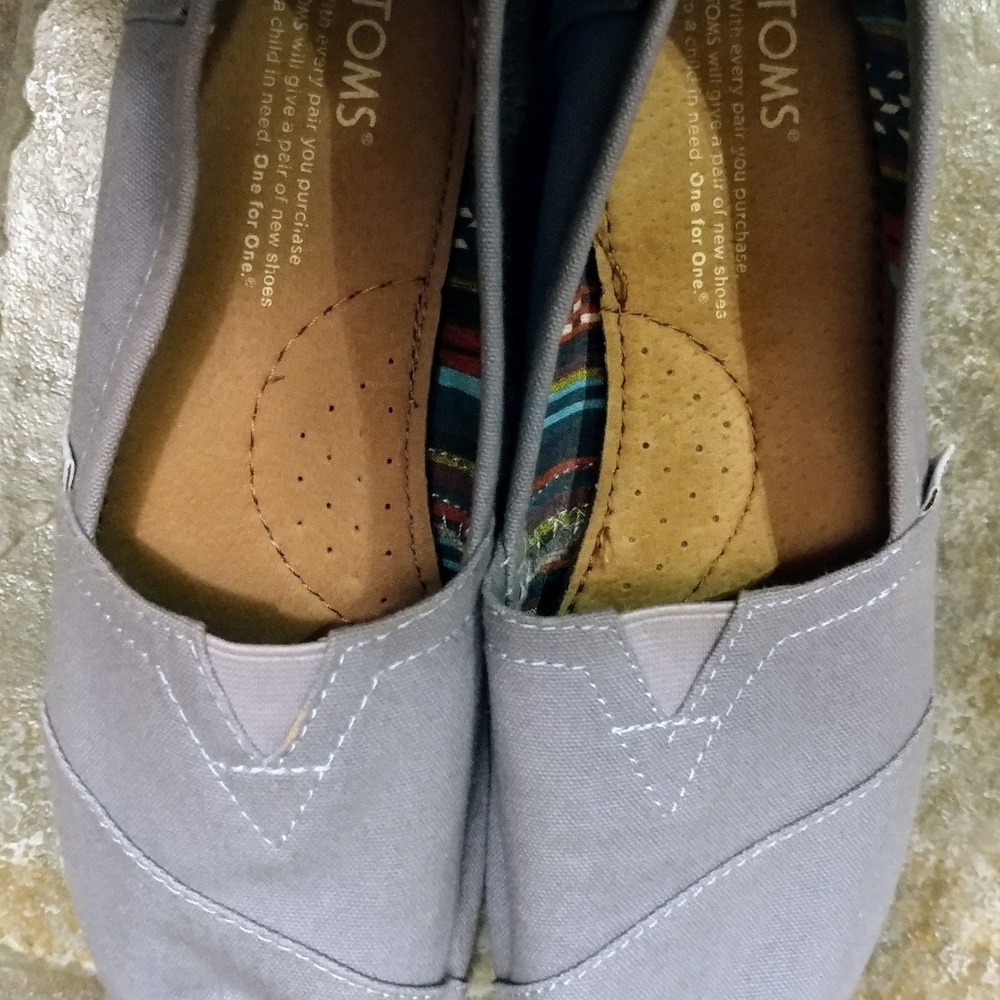 Tom's Classic Shoes